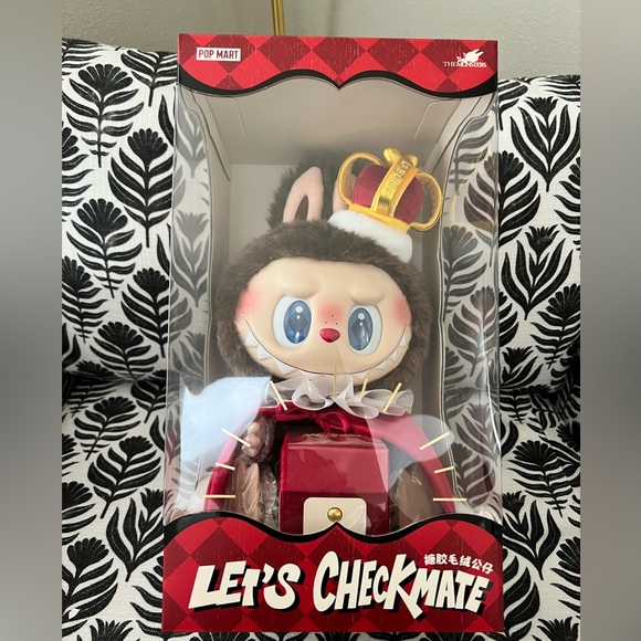 Pop Mart Labubu Plush - Let’s Checkmate King - Picture 3 of 4